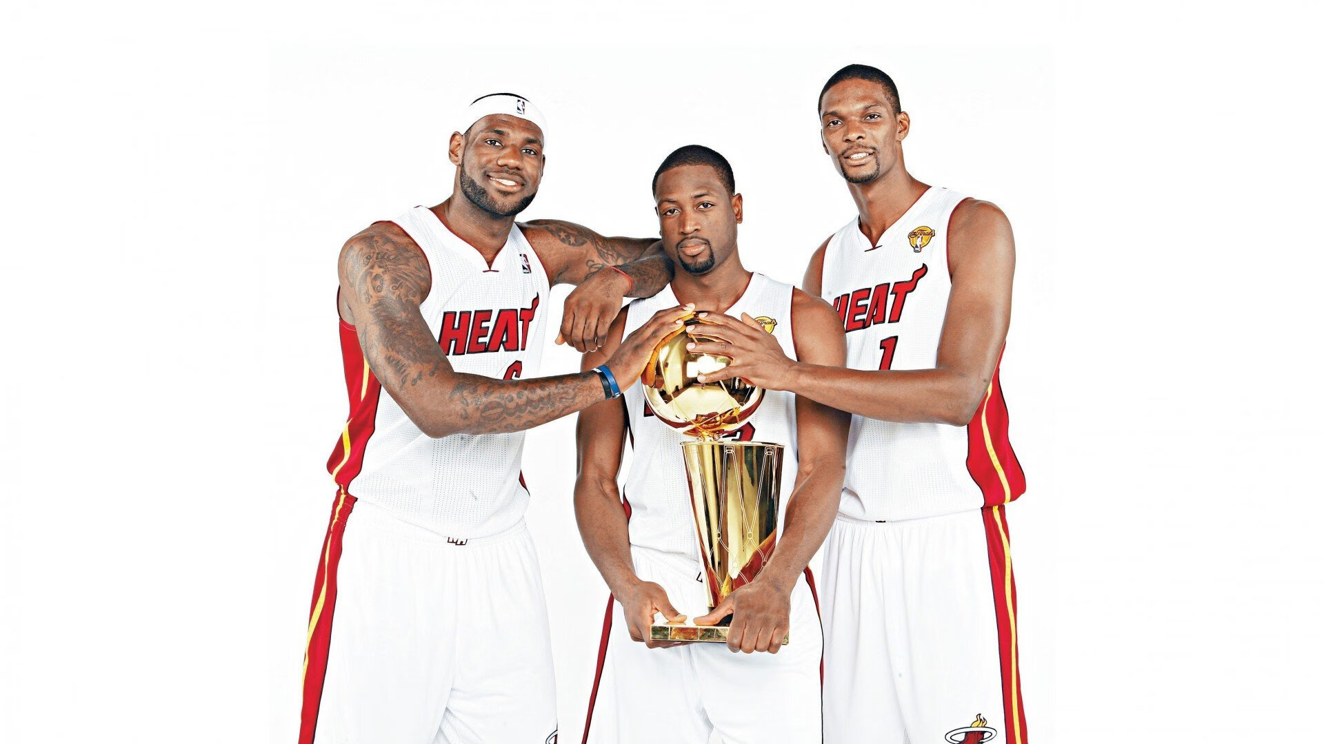 星空体育官方平台-“武汉马拉松:全球马拉松爱好者齐聚赛场”