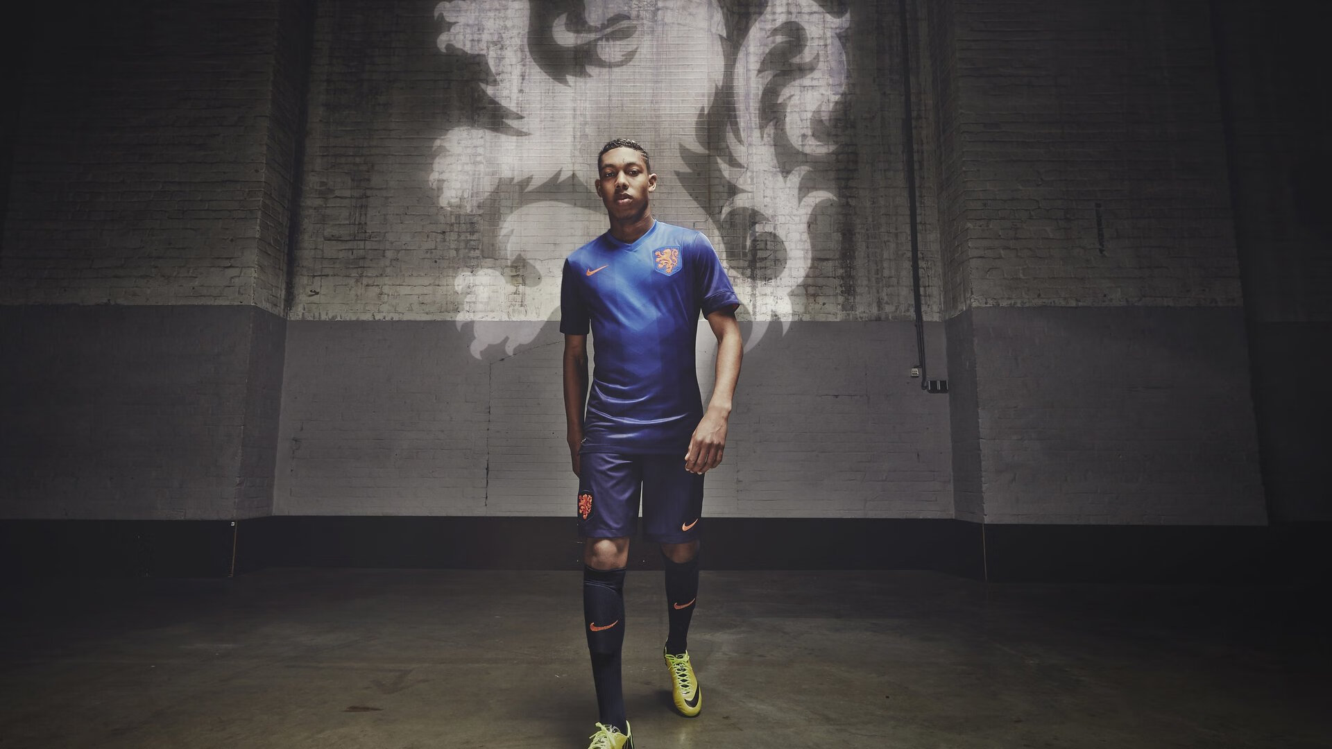 星空体育app官网-意甲精彩瞬间:速度、技术、团队的完美结合!,意甲冲刺速度